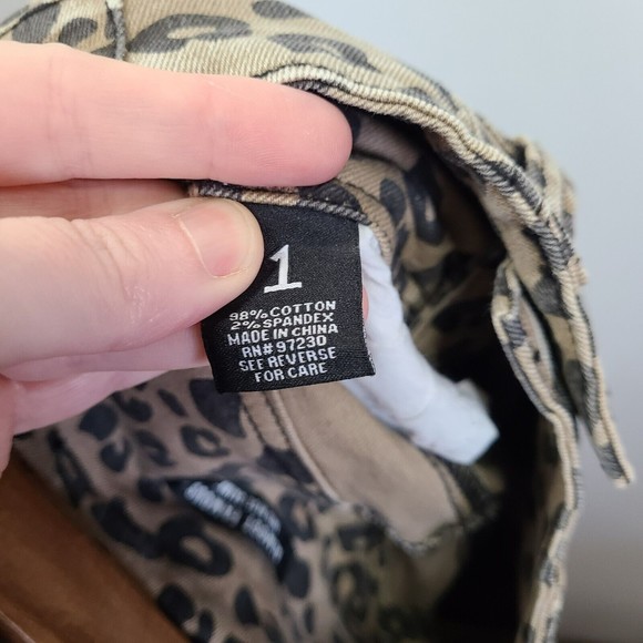 Almost Famous Animal Print Mid Rise Skinny Jean 1 - Picture 6 of 8